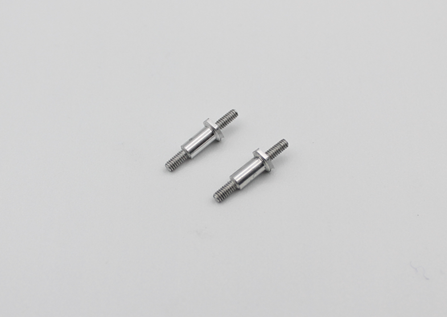 RX28-016 Reflex Racing RX28 7075 T6 Machined Aluminum Front Axles (1pr)