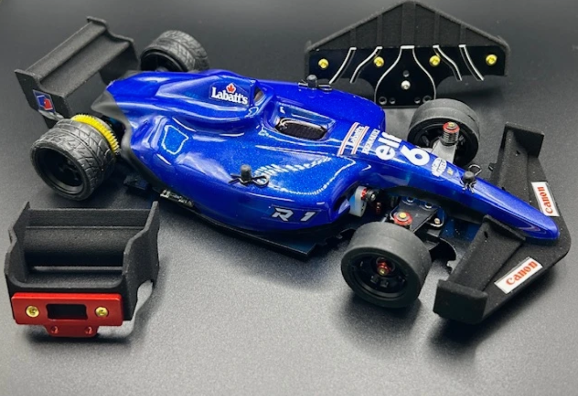 Formula R1 lexan body (RF-LB-825)